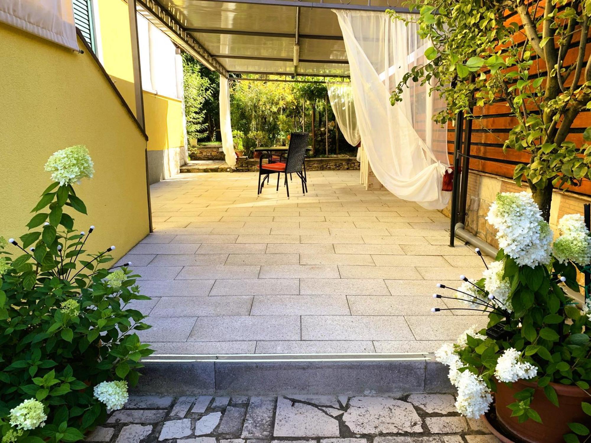 Apartments And Rooms Villa Dea Adults Only 罗维尼 外观 照片
