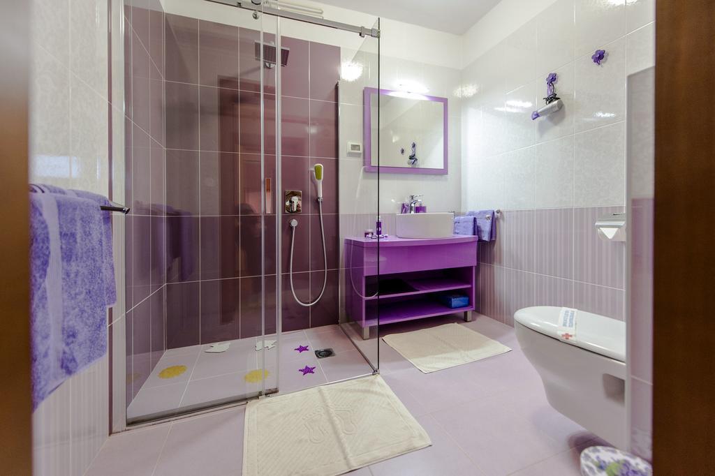 Apartments And Rooms Villa Dea Adults Only 罗维尼 外观 照片