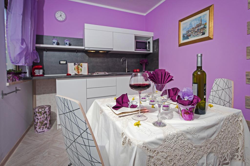 Apartments And Rooms Villa Dea Adults Only 罗维尼 外观 照片