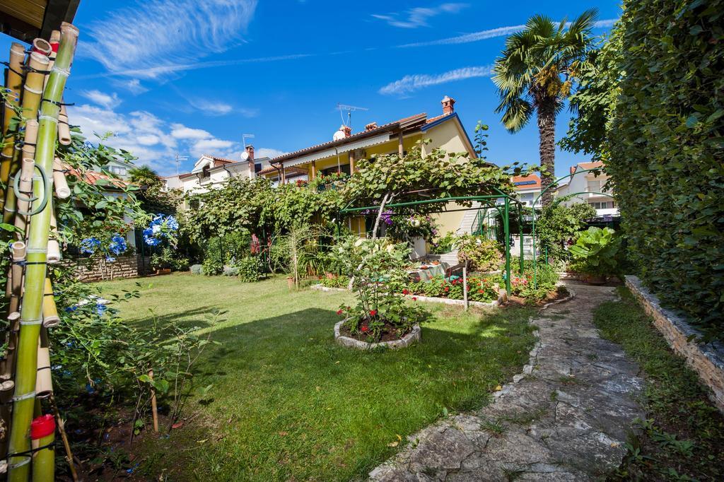 Apartments And Rooms Villa Dea Adults Only 罗维尼 外观 照片