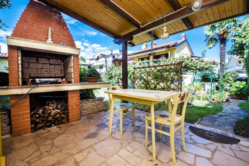 Apartments And Rooms Villa Dea Adults Only 罗维尼 外观 照片