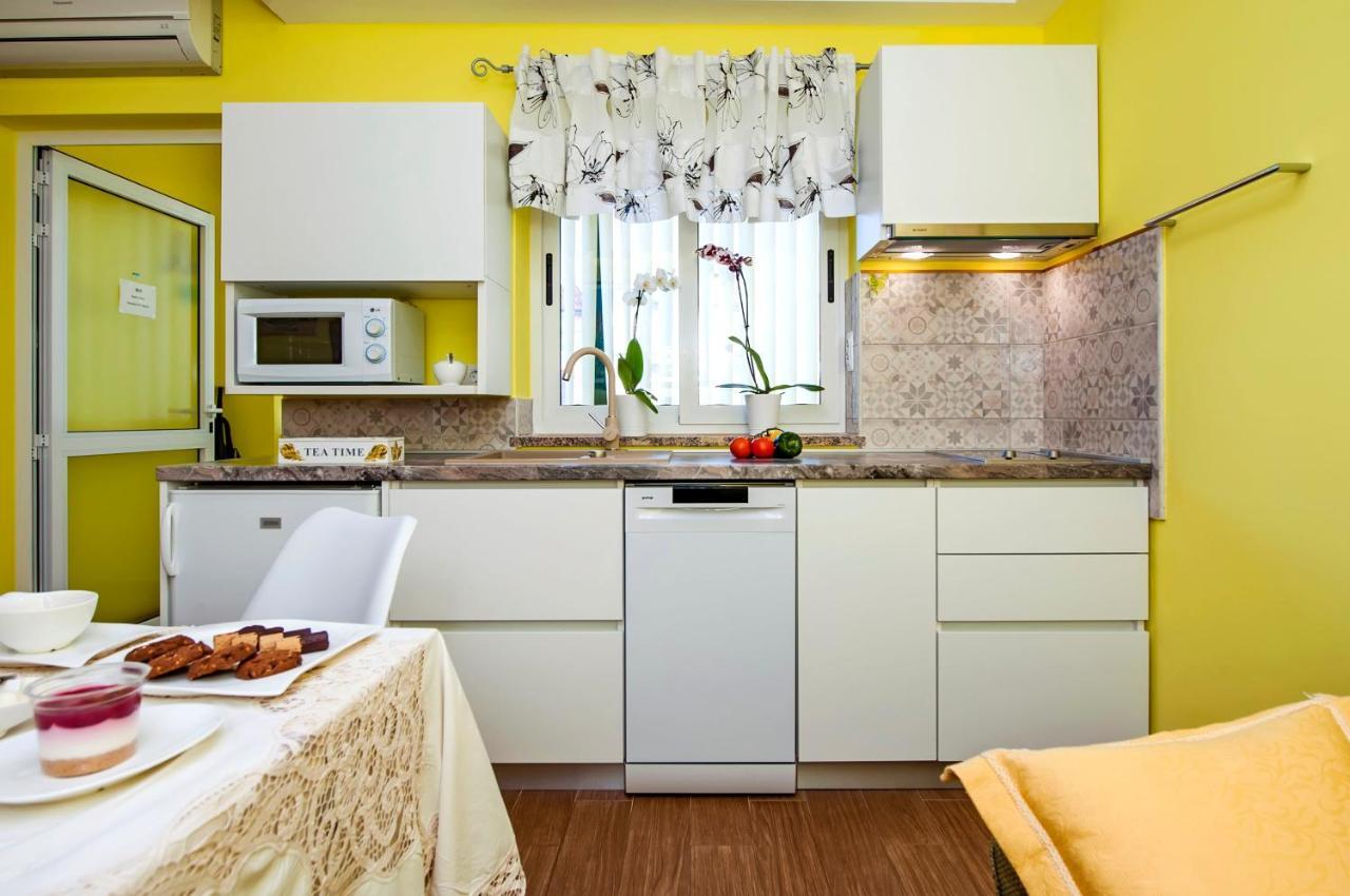 Apartments And Rooms Villa Dea Adults Only 罗维尼 外观 照片